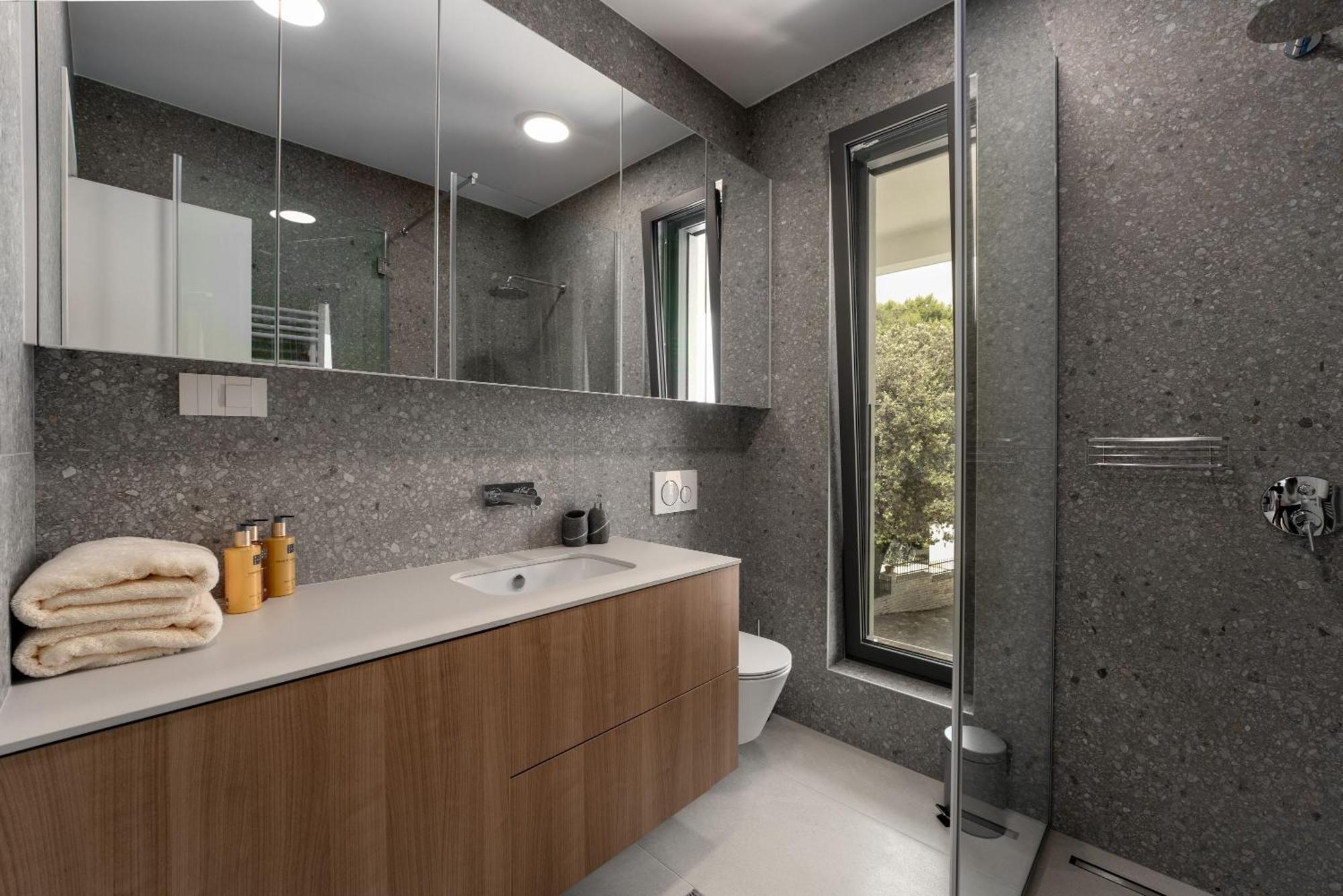 The Q Bliss - Your New 4-Star Hideaway With A Garage Rovinj Exterior photo